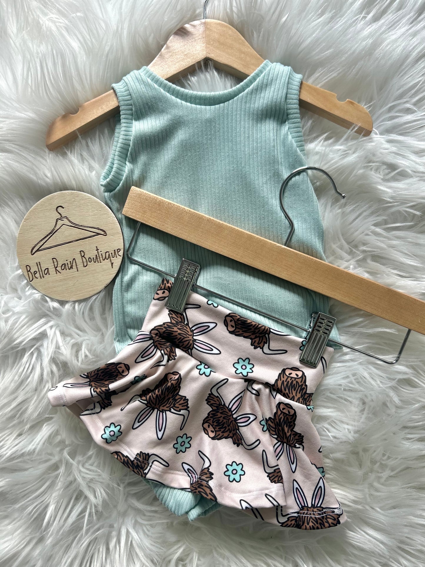 6-9M Highland Cow Skirted Bummies and Mint Solid Tank Set