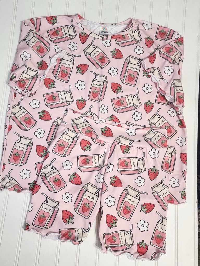 9/10 Strawberry Milk Tee & Bikers Set with Lettuce Hem
