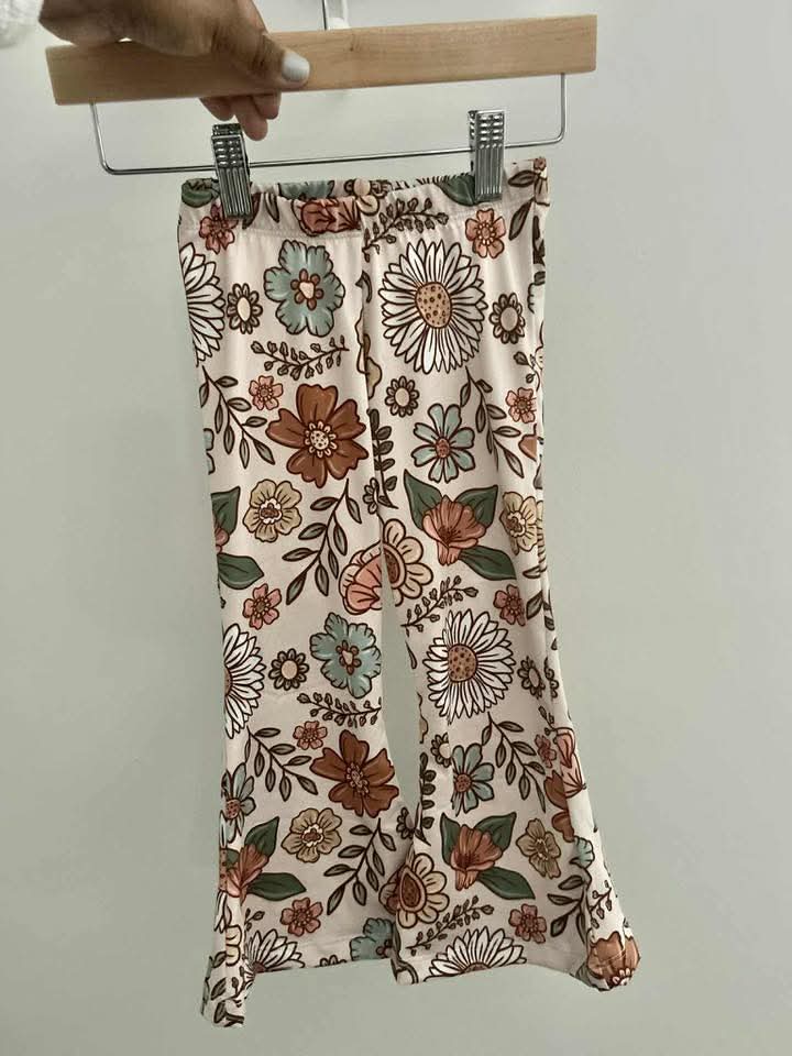 3T floral flares