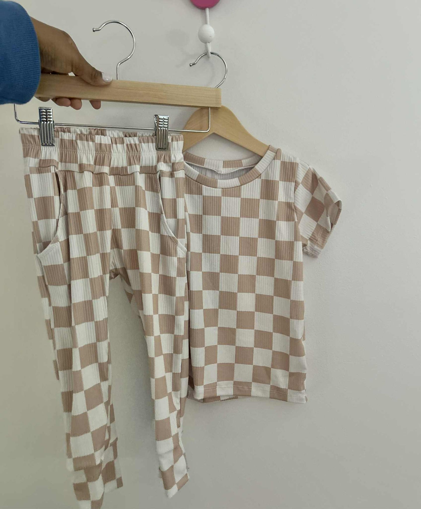 3t basic tee & joggers