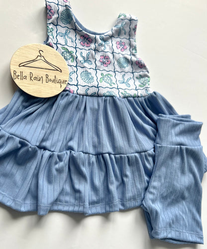 3T Turtle Tiered Top and Solid Biker Shorts