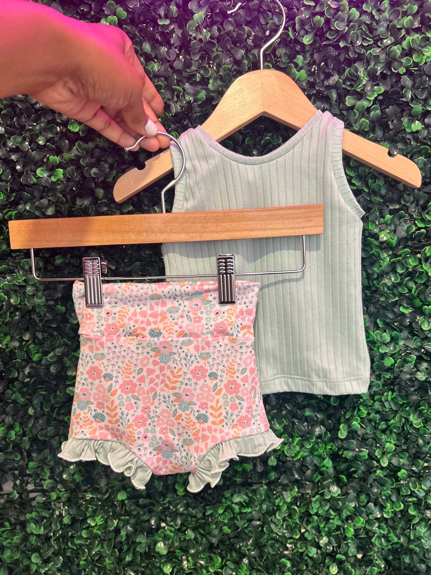 6-9M Mint Tank and Floral Lettuce Hem Ruffle Bummies