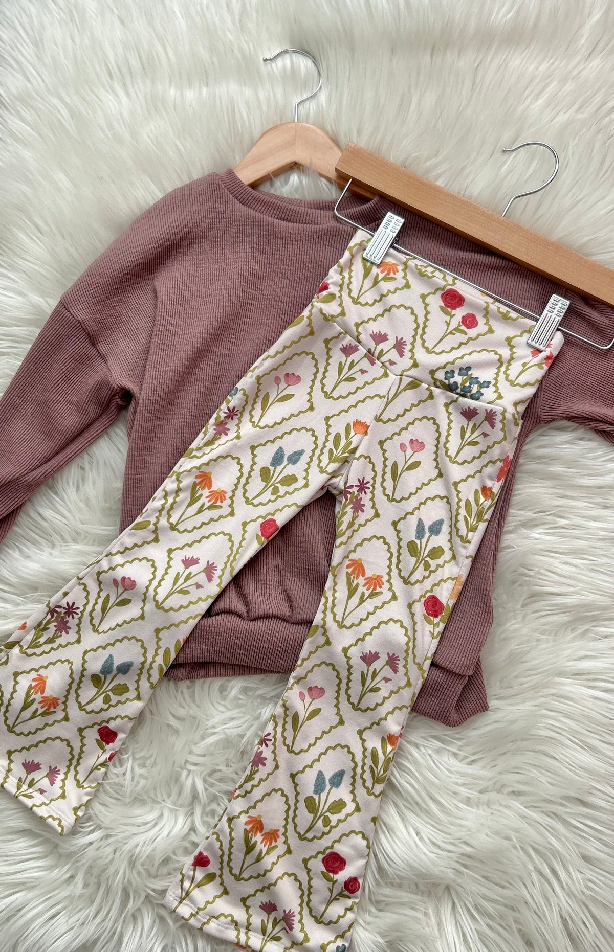 4T Oversized Sweater & Pants - NO CODES