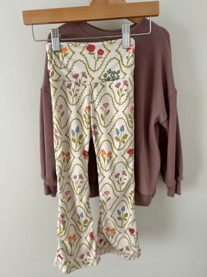 4T Oversized Sweater & Pants - NO CODES