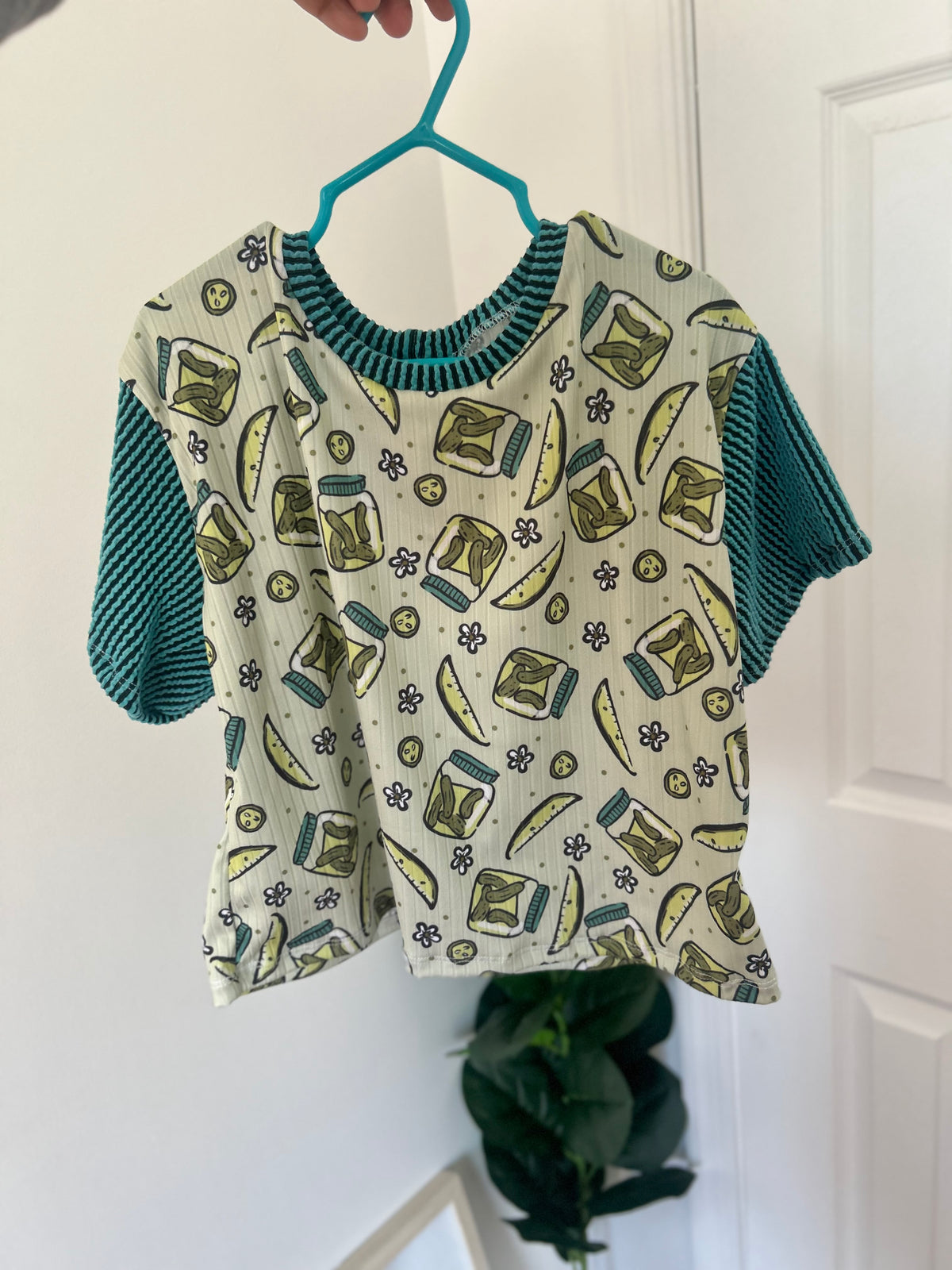 3T Pickle oversized tee