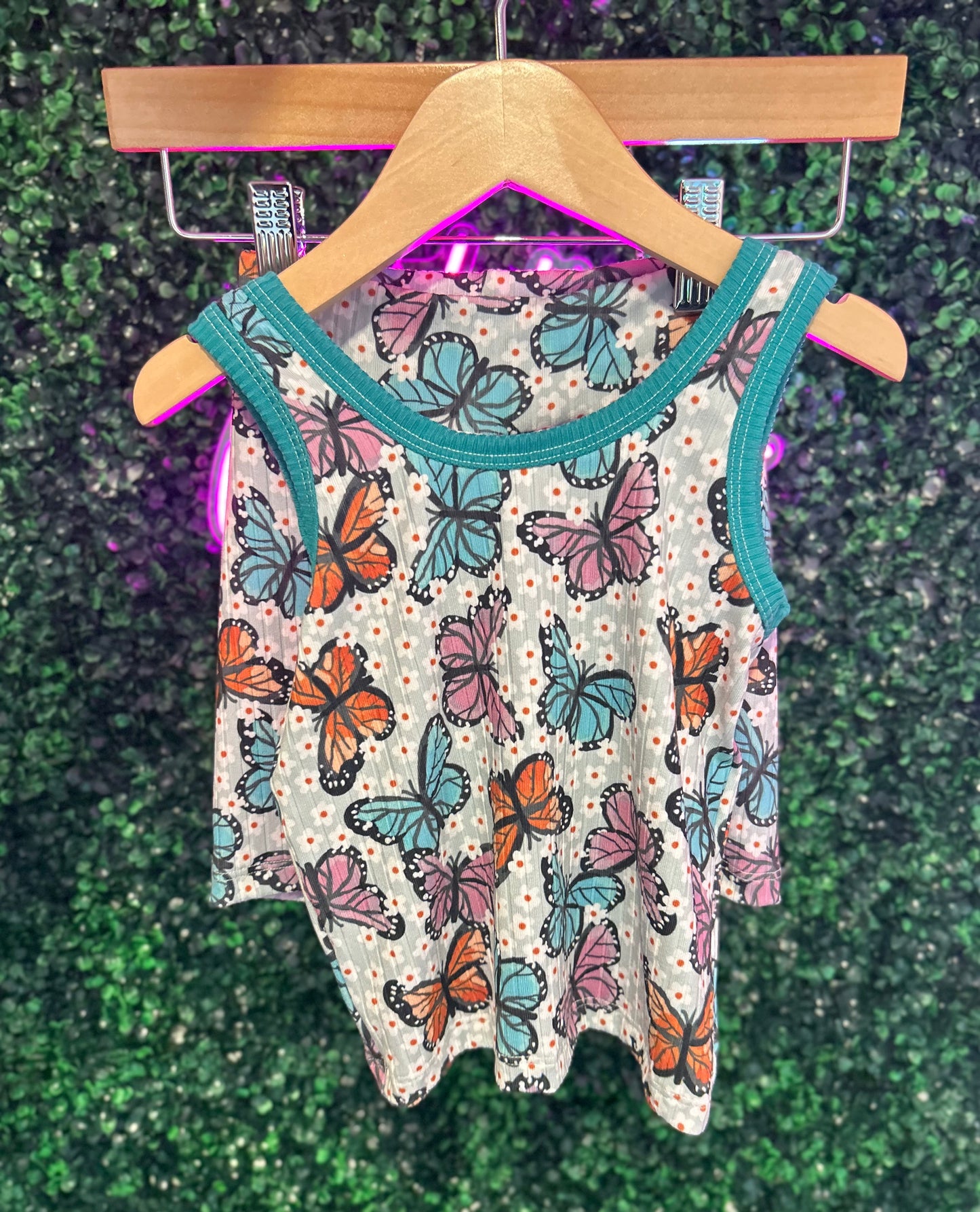 5T Cropped Tank and Biker Shorts Set