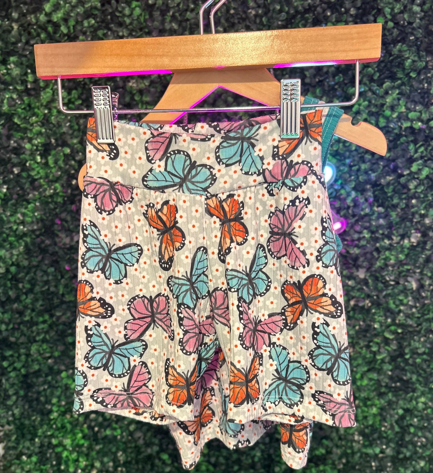 5T Cropped Tank and Biker Shorts Set
