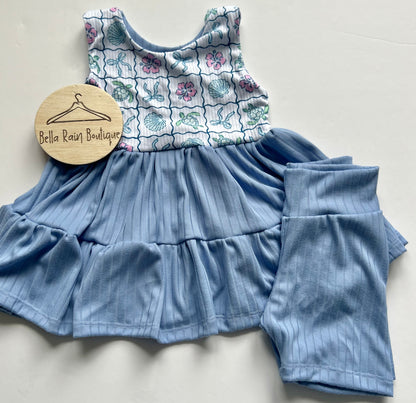 3T Turtle Tiered Top and Solid Biker Shorts