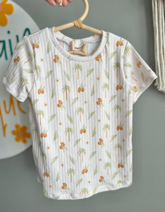 Coconut breeze tee 🌴
