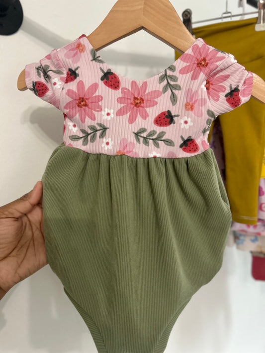 3-6M Strawberry Bubble Romper