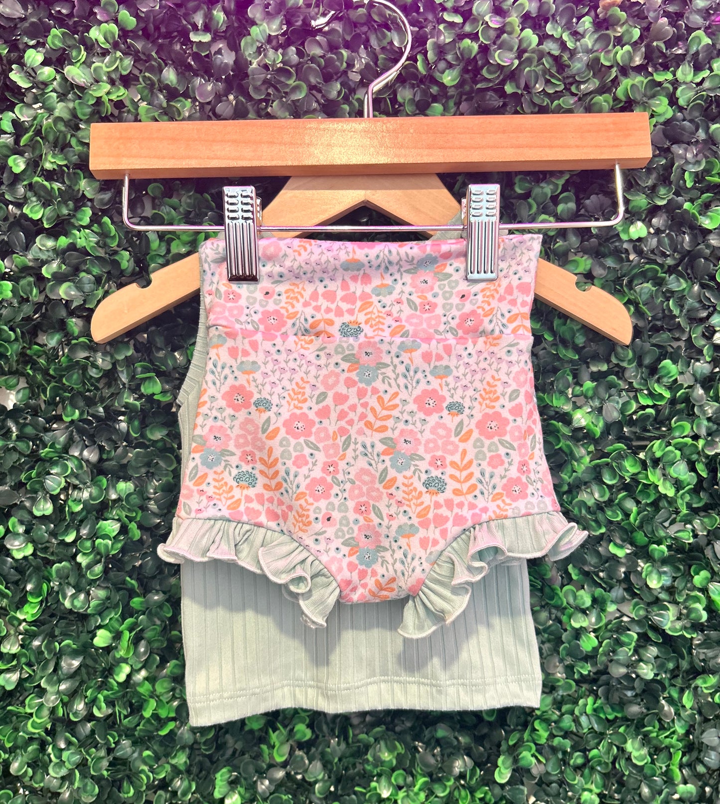 6-9M Mint Tank and Floral Lettuce Hem Ruffle Bummies