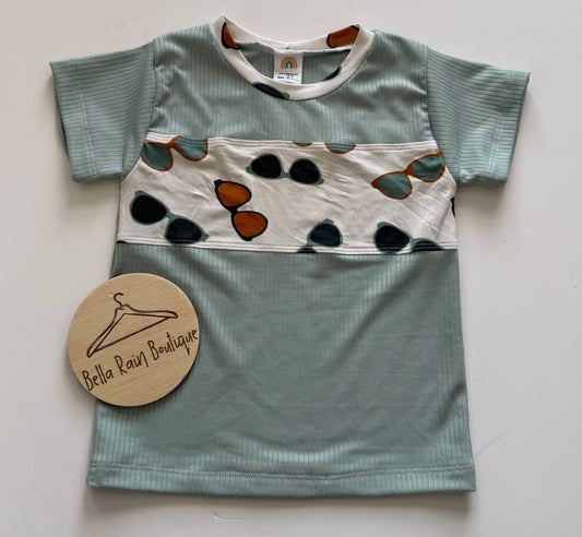 2T Sunglasses Color Block Tee