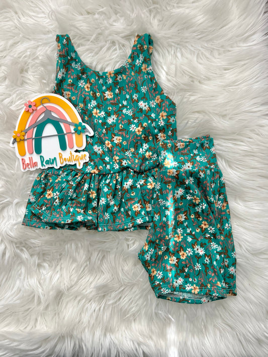 5T crop tank and biker shorts